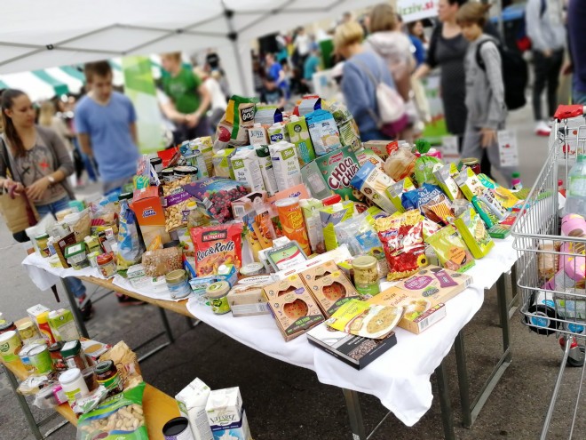 Kdo pravi, da je veganski način prehranjevanja dolgočasen?