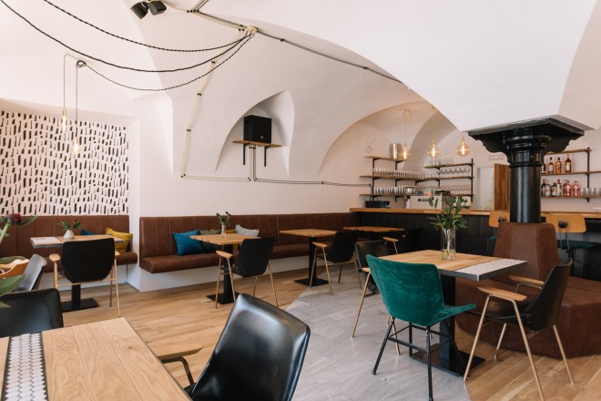 Alexander bistro