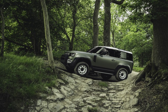Land Rover Defender 2019