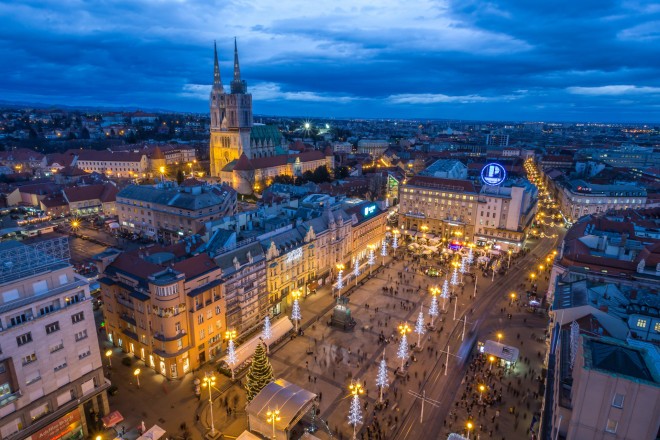 Advent på Ban Jelačić-plassen (Foto: Julien Duval / Zagreb Advent)