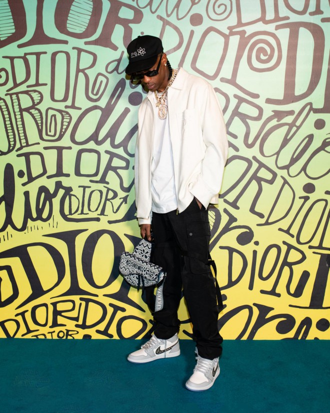 Travis Scott v supergah Dior x Air Jordan 1 High OG