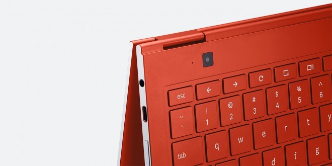 Die Kamera über der Tastatur ist für die Verwendung vorgesehen, wenn sich das Galaxy Chromebook im Tablet-Modus befindet