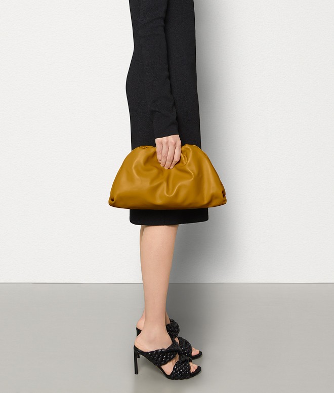 Laskostetut käsilaukut "clutch" / Bottega Veneta