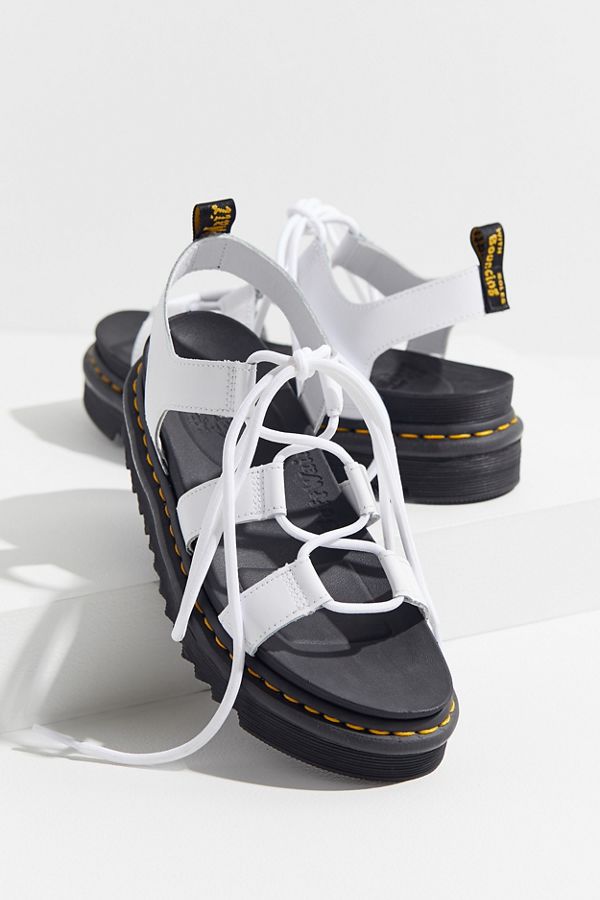 Gladiatorke / Dr. Martens