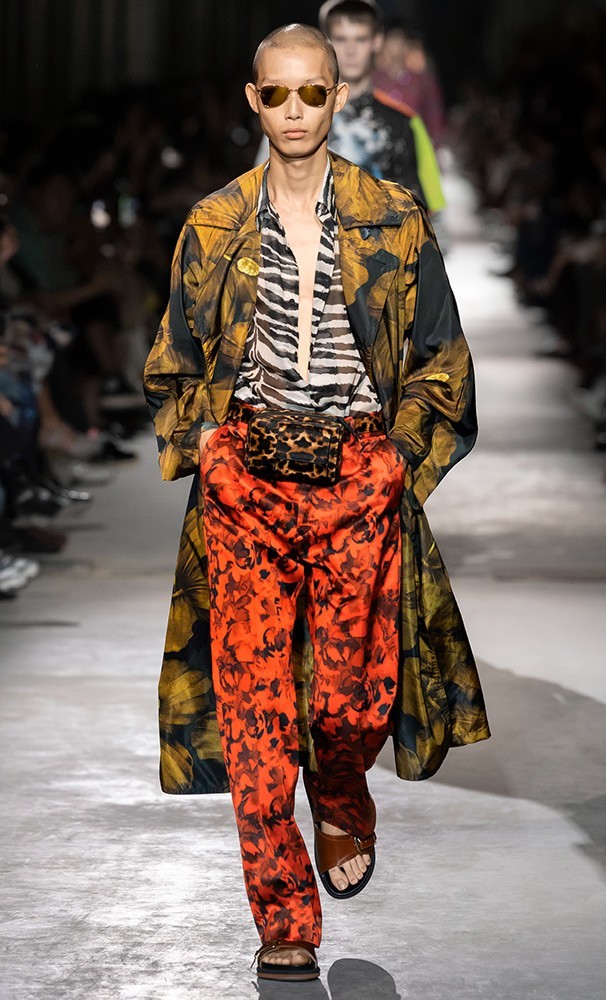 Vzorci, vzorci, vzorci ... pa ne bojte se jih kombinirati! (Dries Van Noten)