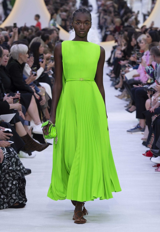 Neon (Valentino)