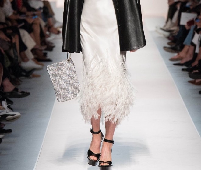 Anna sen loistaa / Ermanno Scervino