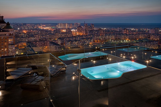Terrasse avec piscine