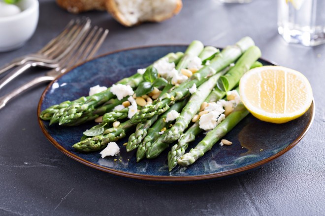 Salade de feta et asperges