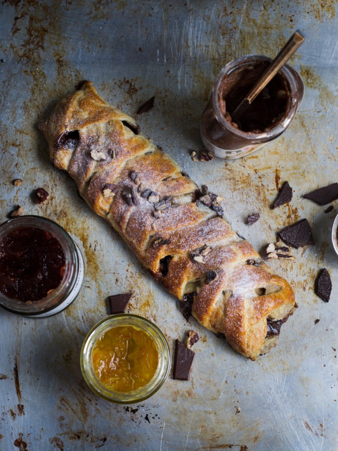 Pletenica z bananami in nutelo
