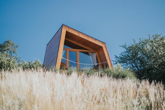 Panorama glamping Visole (Foto: Booking.com)