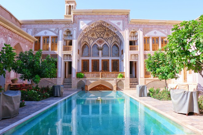 Irán