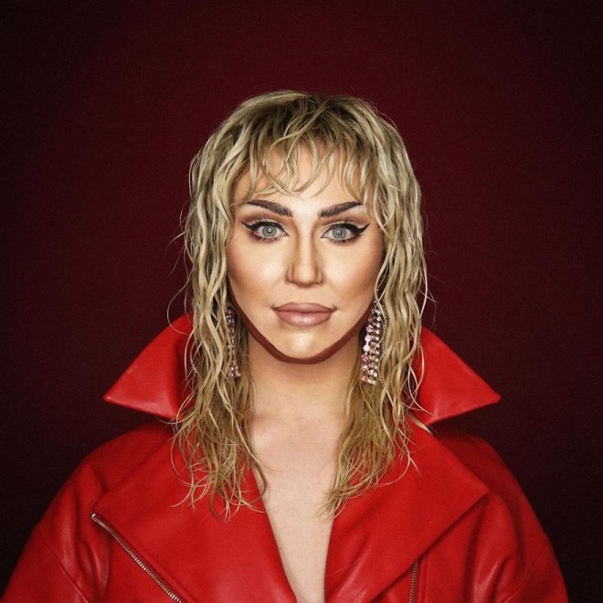 Alexis Stone kao Miley Cyrus (Foto: IG @thealexisstone)