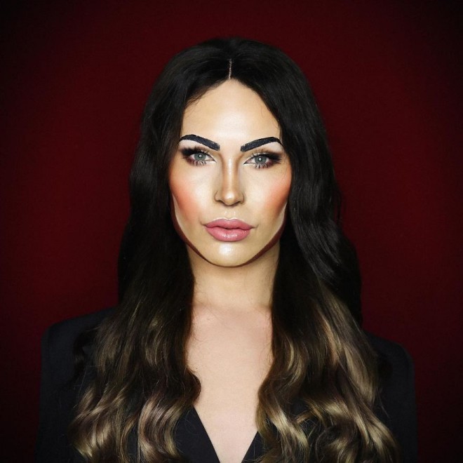 Alexis Stone kao Megan Fox (Foto: IG @thealexisstone)
