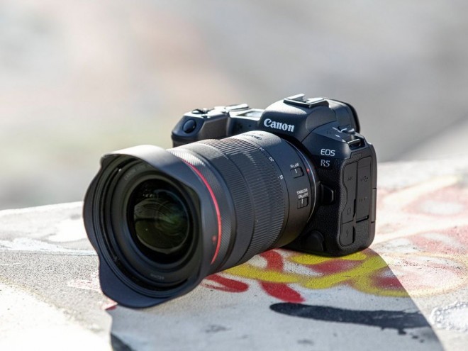 Canon EOS R5 (写真: Canon / Martin Bissig)