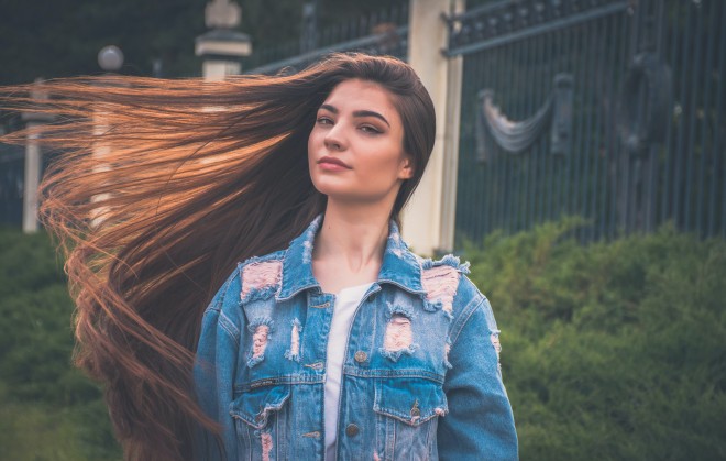Cheveux raides parfaits