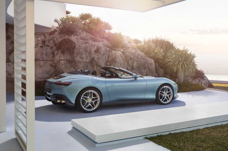 Ferrari Roma Spider