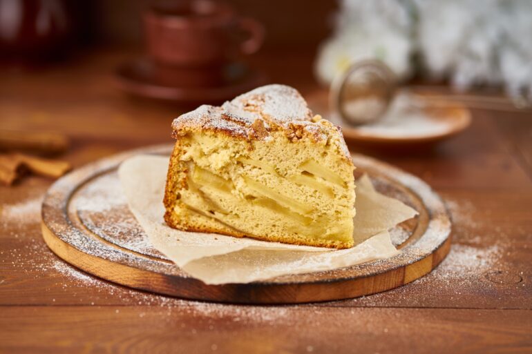 Francoska nevidna jabočna torta