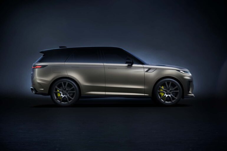 2024 Range Rover Sport SV