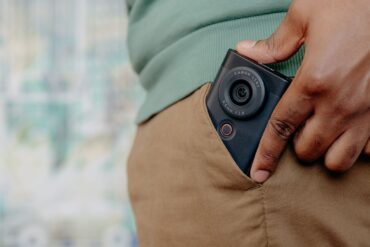 Canon PowerShot V10