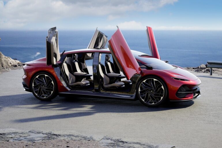 Aehera Sedan