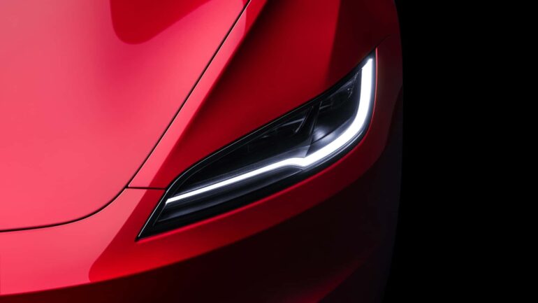 Tesla Model 3 Highland 2024