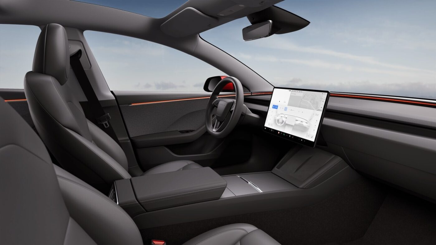 Tesla Model 3 - 2024