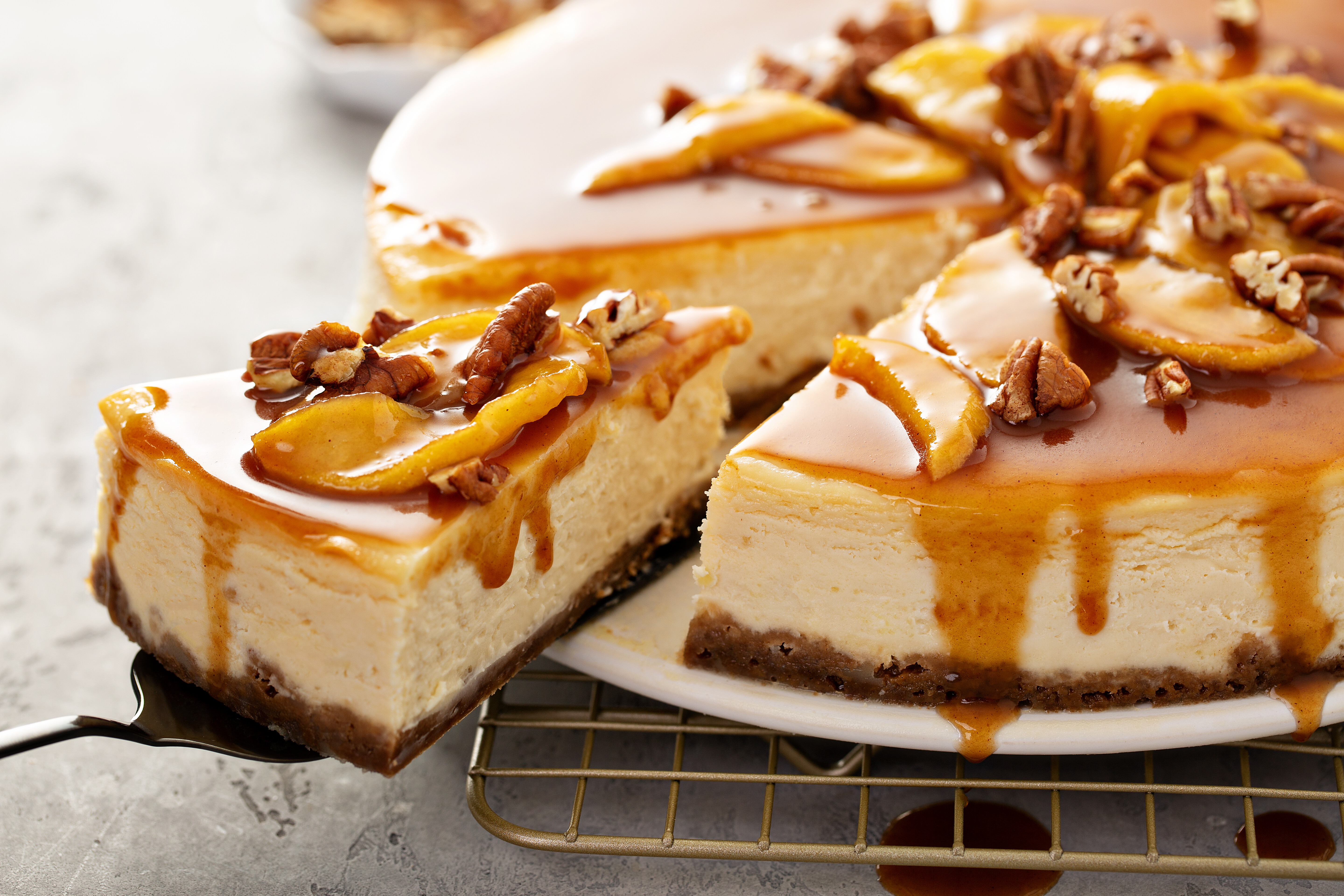 レシピ：塩キャラメルとチョコレートのチーズケーキ |シティマガジン