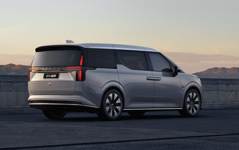New Volvo EM90