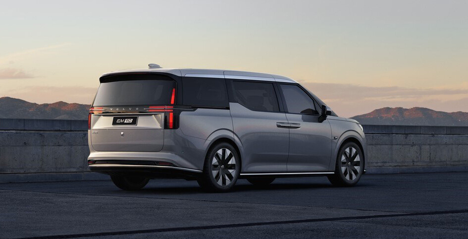 Novi Volvo EM90
