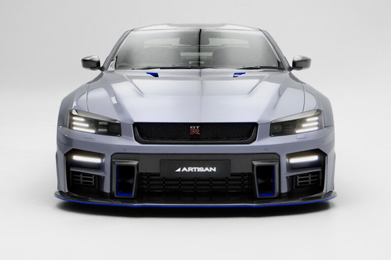 Nissan GT-R