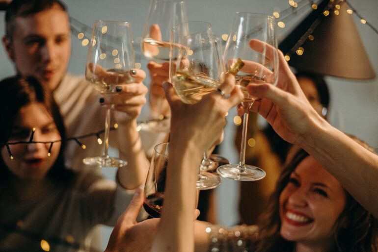 Étiquette de fête
