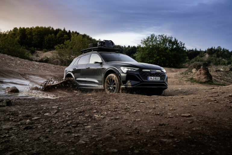 Audi Q8 e-tron Edition Dakar