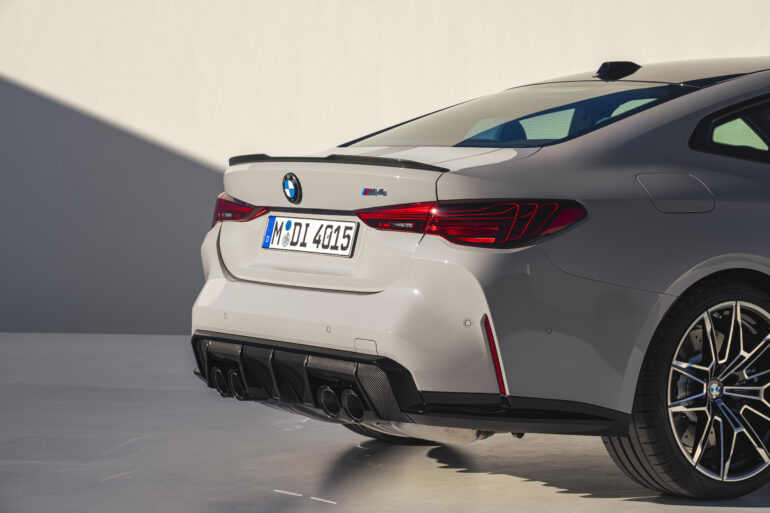 BMW M4 2025
