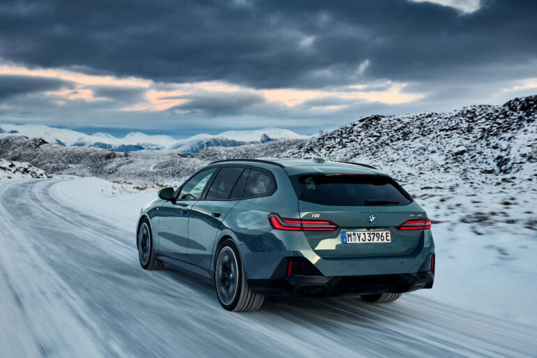 BMW Serija 5 Touring 2024
