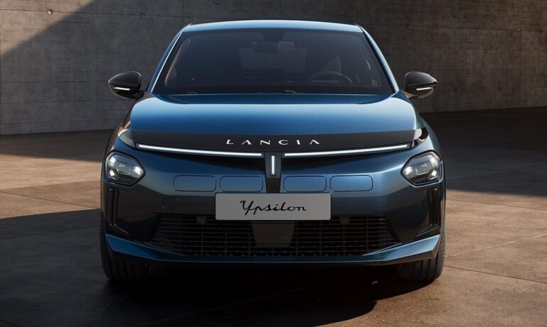 Lancia Ypsilon 2024