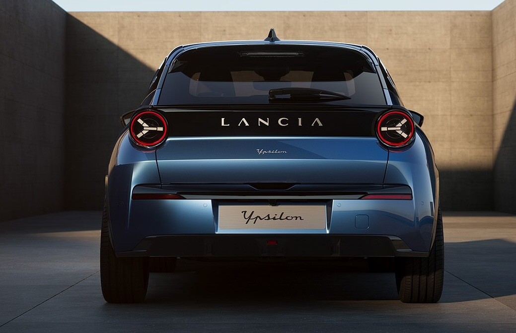 Lancia Ypsilon 2024