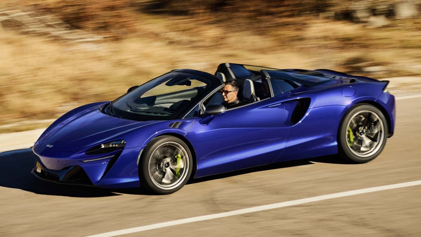 McLaren Artura Spider