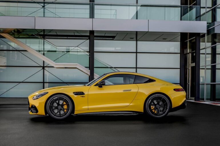 メルセデスAMG GT 43クーペ