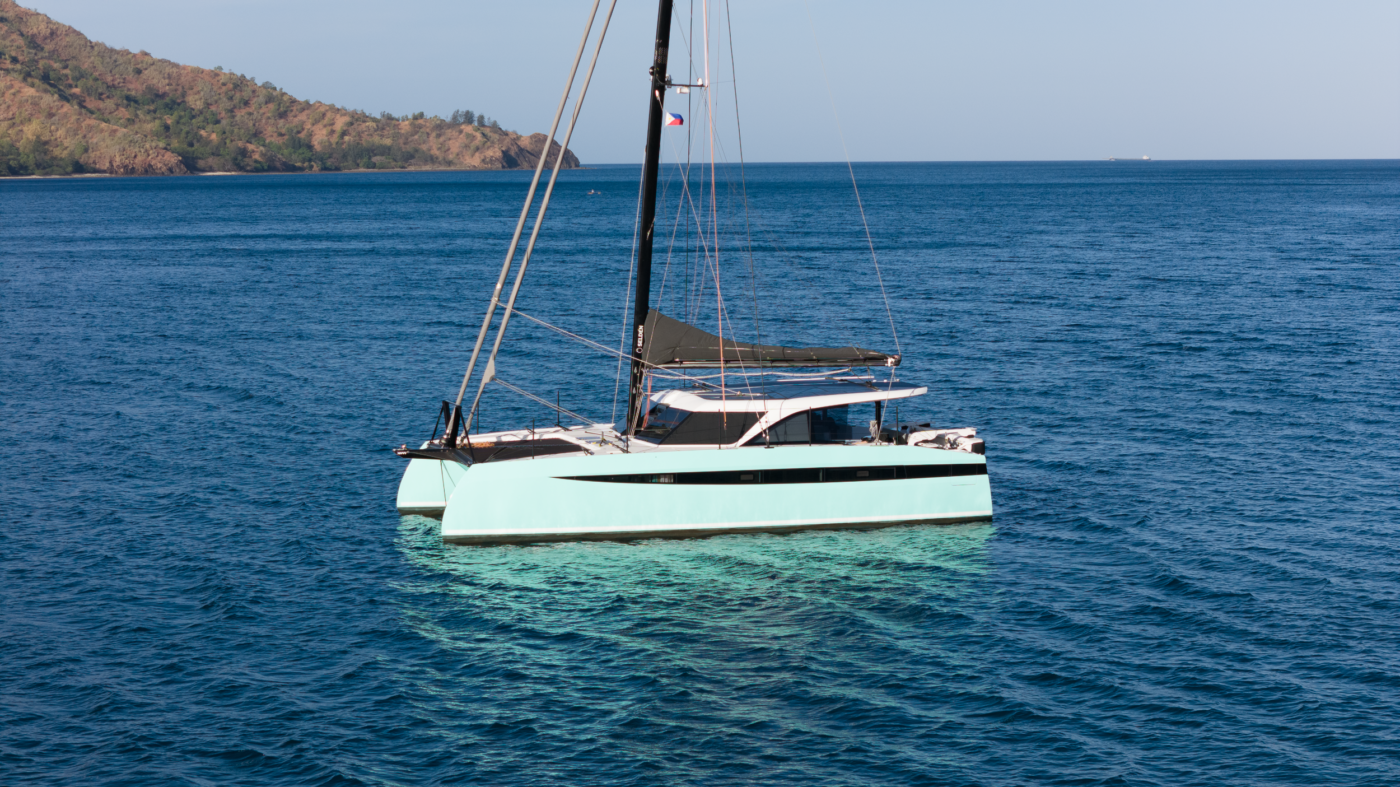 Katamaran HH44