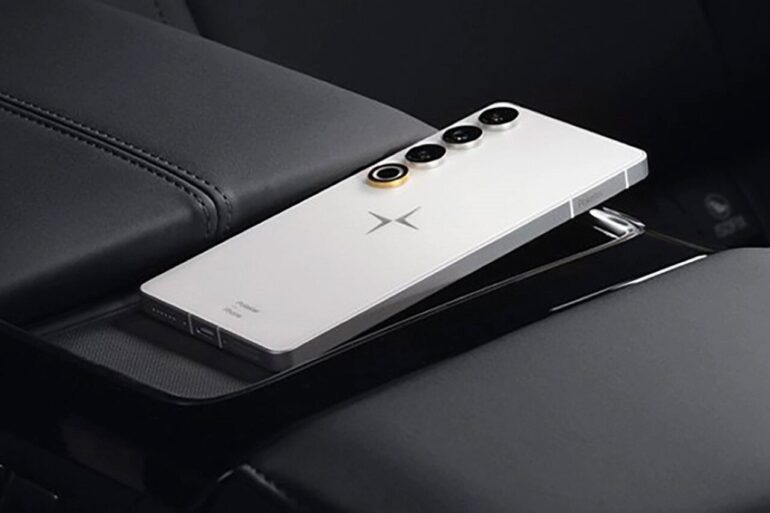 Polestar Phone