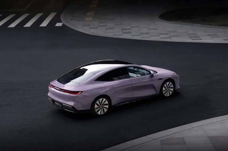 Geely Galaxy E8