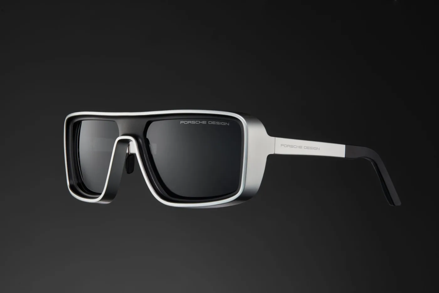 Porsche Design P8952