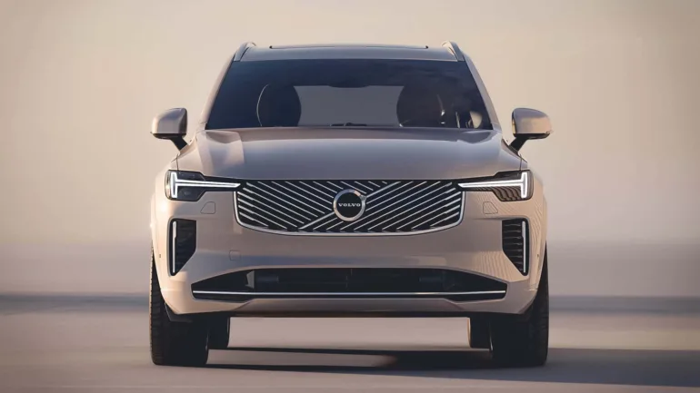 VolvoXC902025