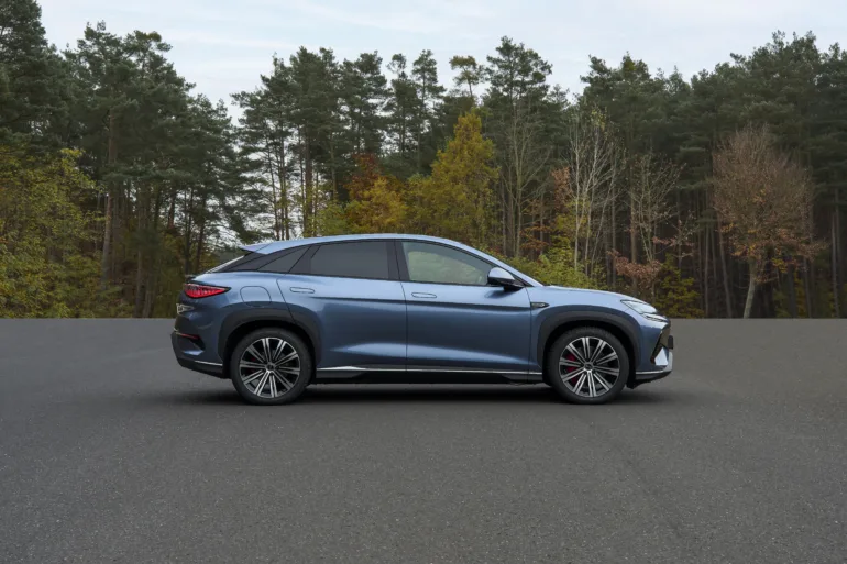 BYD POTEAU 7