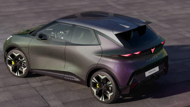 coches eléctricos pequeños 2025