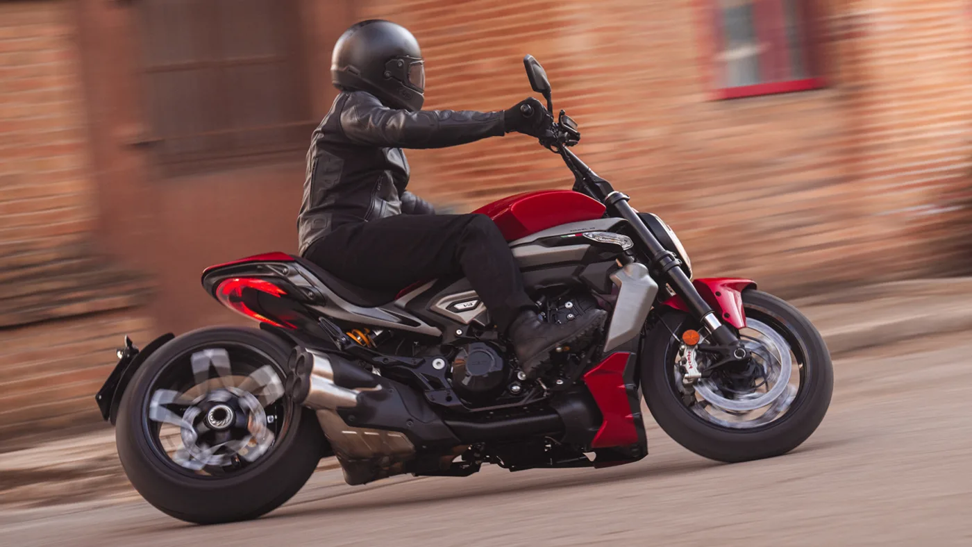 Ducati XDiavel V4