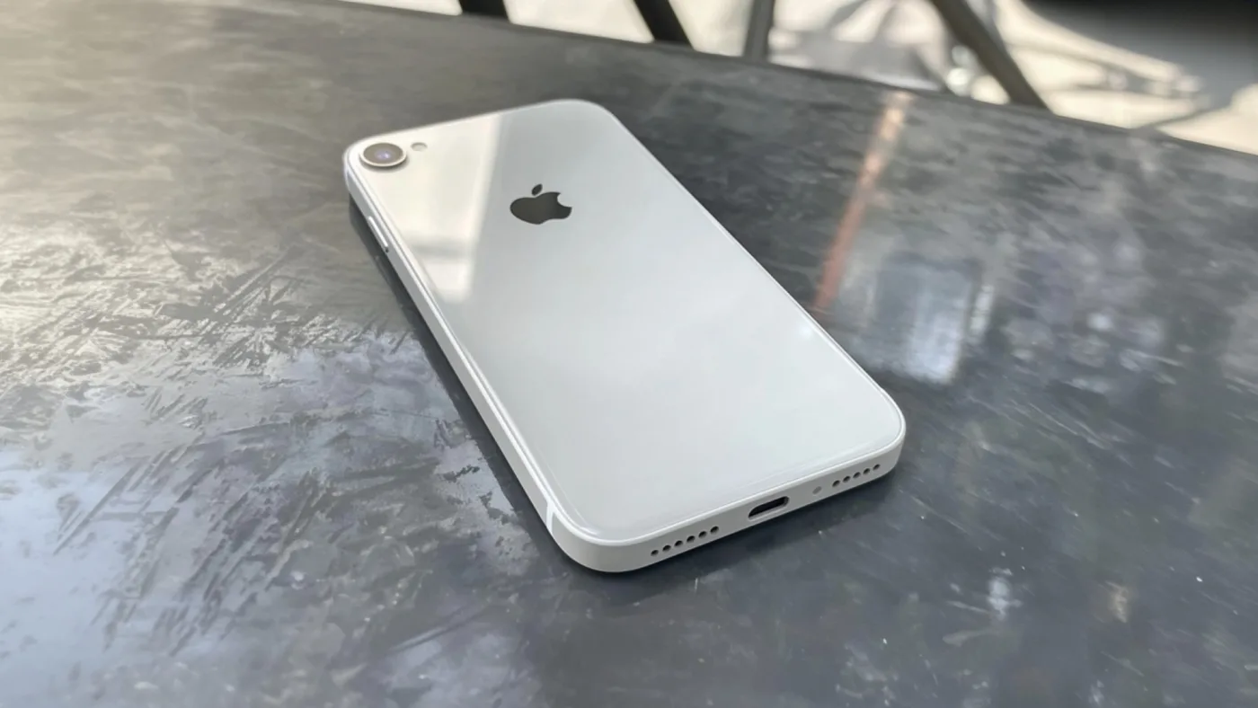 iPhone SE 4