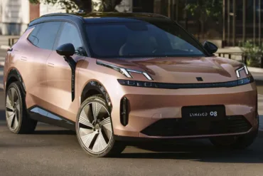 Lynk & Co 08 PHEV