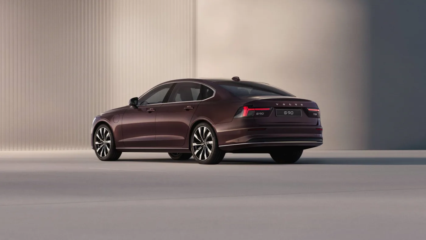 Volvo S90